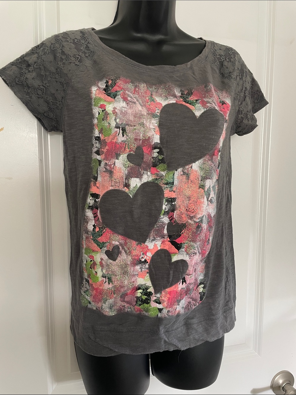 Justice Gray glittery Shirt with lace fingerless gloves